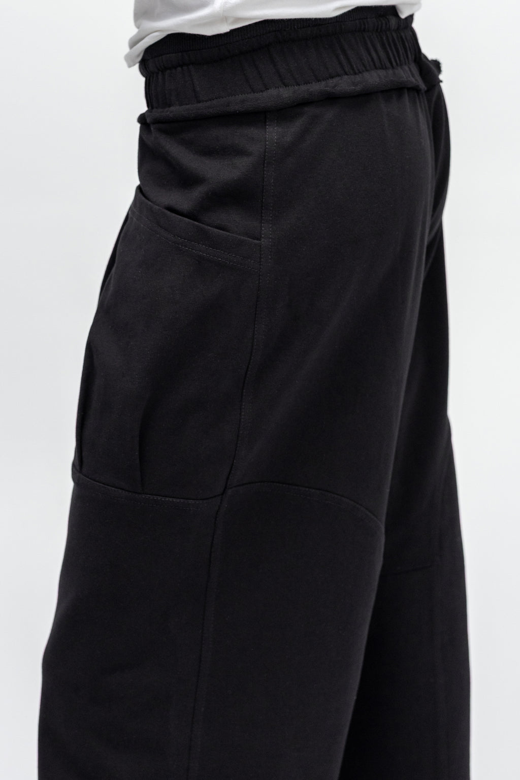 Pantaloni Negri cu Buzuare “burduf”