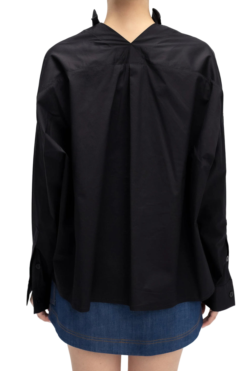 Camasa Neagra cu Guler in V la Spate