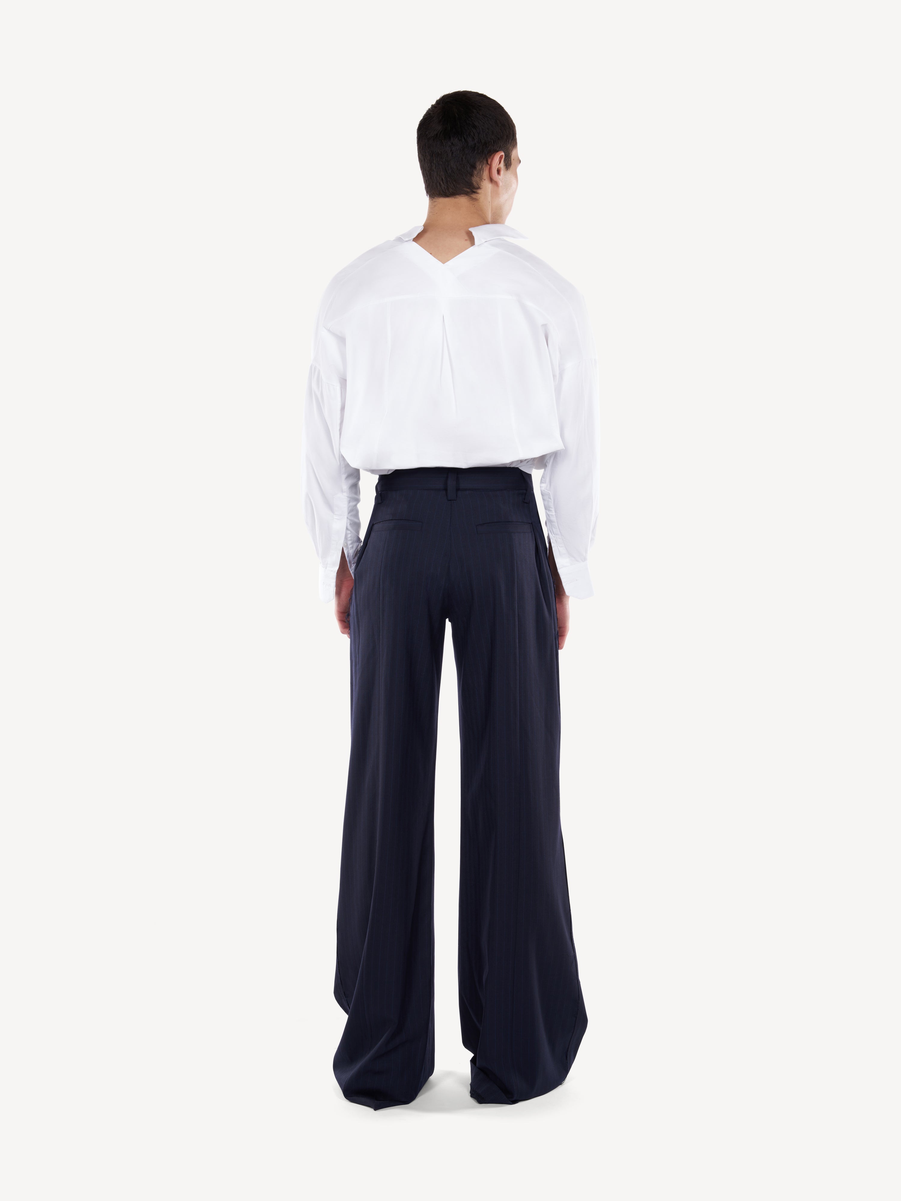 Pantaloni elganti cu detalii