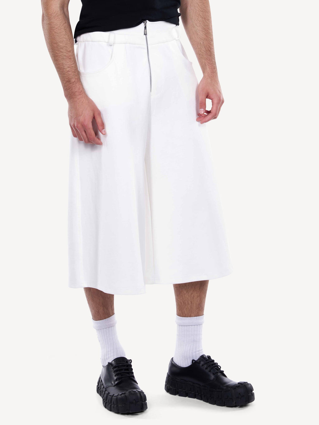 Pantaloni croped lejeri