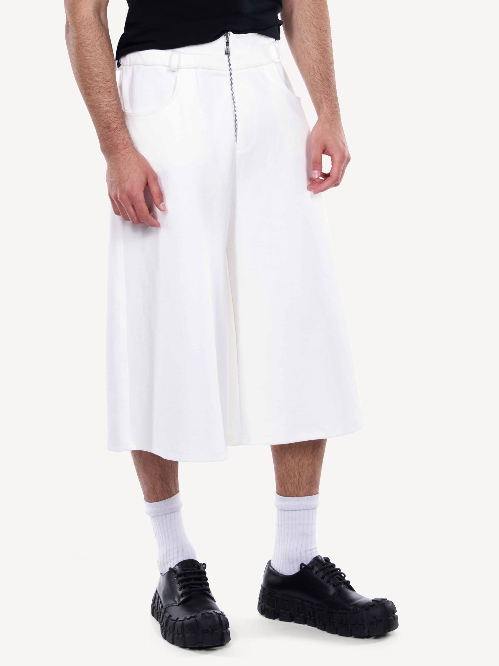 Pantaloni croped lejeri