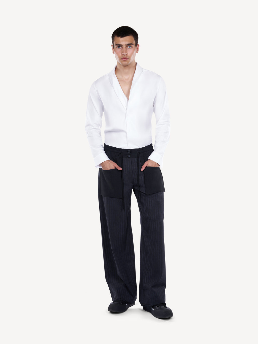 Pantaloni Wide-Leg Cu Dungi Si Buzunare Patch Oversized